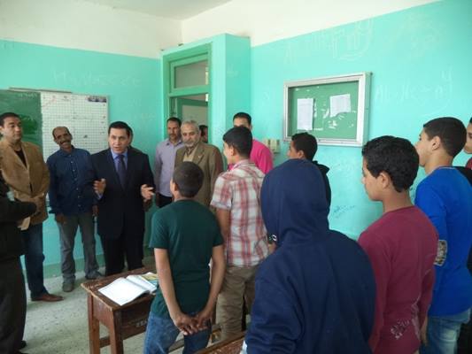 محافظ الشرقية : غلق حنفيات المياه بالمدارس منعاً لإهدار المال العام 2 محافظ الشرقية غلق حنفيات المياه بالمدارس منعاً لإهدار المال العام 2