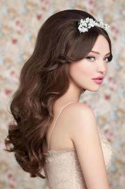 10 نصائح لإطلالة متميزة يوم زفافك 1 عروس