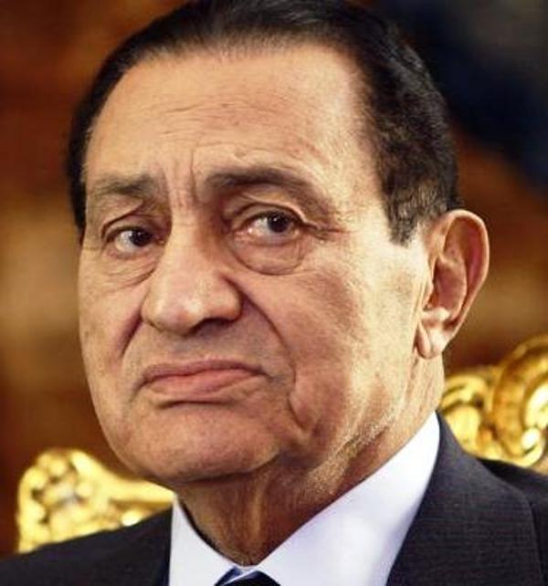 بالفيديو | مبارك لــ «أحمد موسى» : لم أفرّط في أرض سيناء كما أراد الآخرون 1 0sick-mubarak
