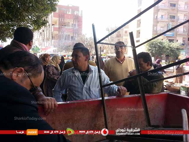 شاهد حملة مكبرة لمجلس مدينة ديرب نجم علي سوق الاحد 3 100
