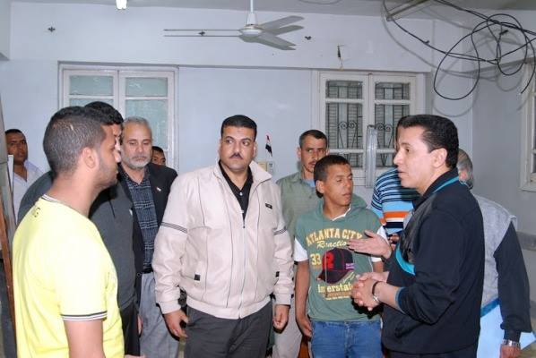 محافظ الشرقية : «لن أترك خريج دار الأيتام عرضة للشارع» 3 10986884_813738935380504_2353364216547080379_n