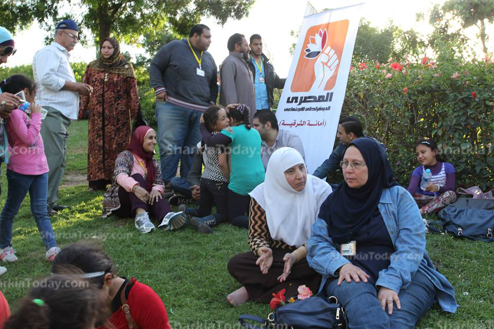 شاهد | المصرى الديمقراطى ينظم جولة ترفيهية للأيتام بالشرقية 3 11