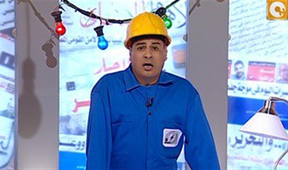 بالفيديو | «القرموطي» يهنئ عمال مصر مرتديا «العفريتة» 1 178