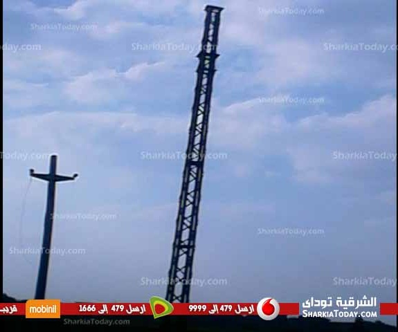 شاهد .. تهالك أعمدة الانارة في مقابر قرية الميمونة بمنيا القمح 2 2000