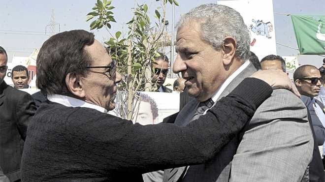 الزعيم لمحلب :« انت بتتعب».. ورئيس الوزراء: «لازم نشتغل» 1 338777_Large_20150414085516_12