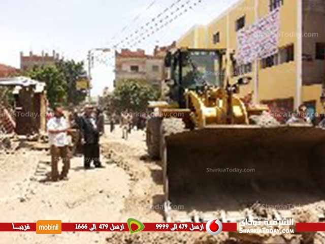 شاهد .. حملة مكبرة لمجلس مدينة ديرب نجم ﻹزالة التعديات بالطريق العام 1 1