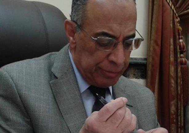 بسبب «ابن عامل النظافة» .. هاشتاج «اقيلوا وزير العدل» يشعل مواقع التواصل الاجتماعي 1 2015_5_11_12_27_23_676