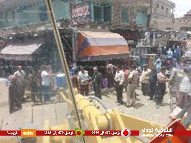 شاهد .. حملة مكبرة لمجلس مدينة ديرب نجم ﻹزالة التعديات بالطريق العام 3 3