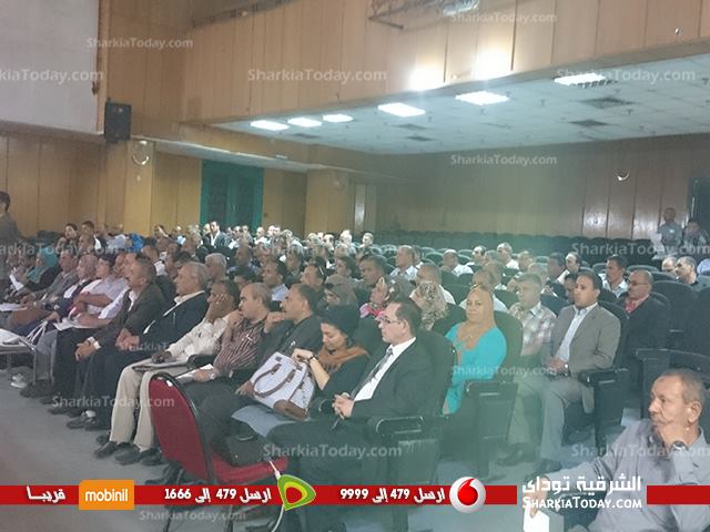 الصندوق الاجتماعي للتنمية بالشرقيه ينظم مؤتمراً تحت عنوان بالعمل يتحقق الامل 2 11247720_485776548241536_1586850751471760413_n