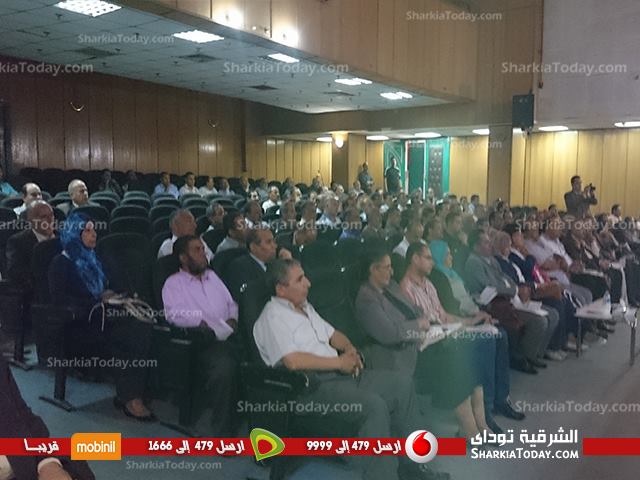 الصندوق الاجتماعي للتنمية بالشرقيه ينظم مؤتمراً تحت عنوان بالعمل يتحقق الامل 3 11401266_485776554908202_7787977891831081223_n
