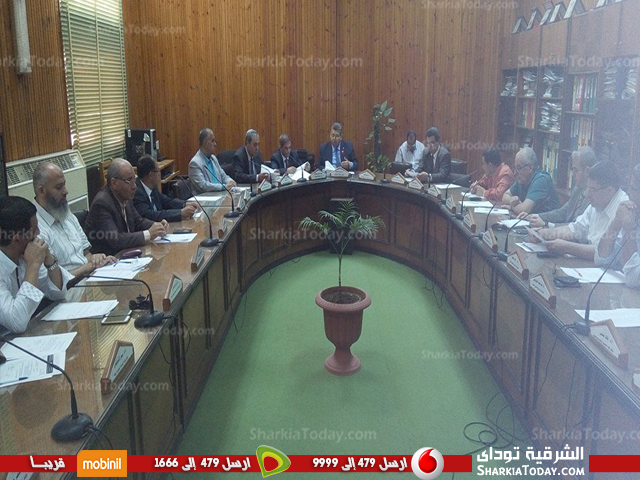 قطاع البيئة بجامعة الزقازيق يقرر عمل قوافل فى كافة التخصصات لخدمة أهالى المحافظة 2 جامعة 3