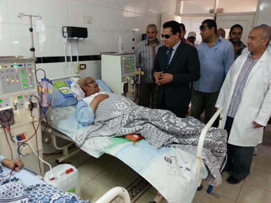 محافظ الشرقية يتفقد مركز الغسيل الكلوى بالغار مركز الزقازيق 1 غسيل كلوى 1