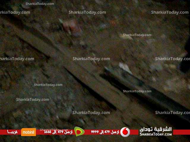 بالصور | انفجار عبوة بدائية الصنع على شريط السكة الحديد بأبوحماد 1 1