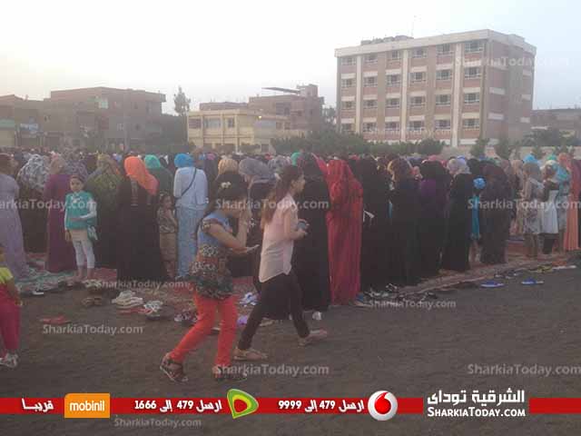 أعداد السيدات تفوق الرجال بصلاة العيد بأحدي قري مركز كفر صقر 3 18