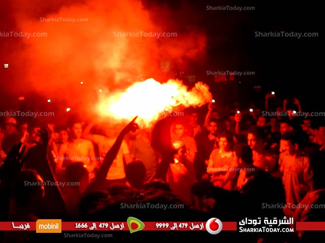 بالفيديو .. احتفالات جمهور الأهلي بعد فوزه بالقمة أمام الزمالك بالزقازيق 1 احتفالات جمهور الأهلي بعد فوزه بالقمة أمام الزمالك بالزقازيق