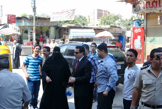 محافظ الشرقية : ضبط برج مخالف وسط مدينة أبو كبير بالشارع الرئيسي 1 تخااالف 2
