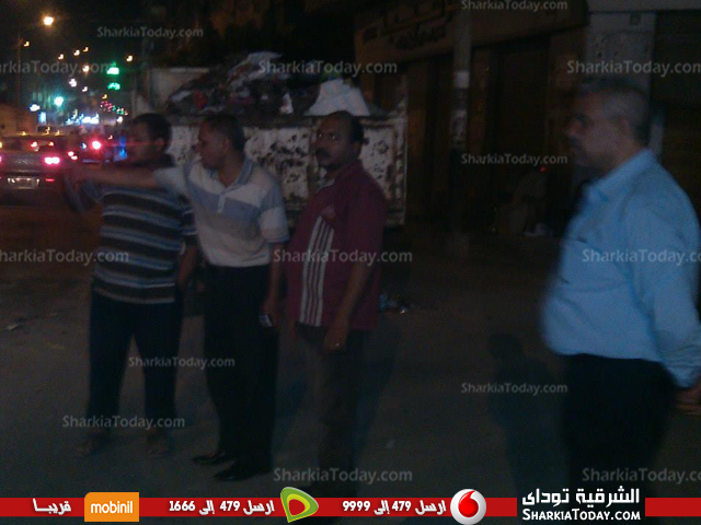 شاهد .. رفع القمامة من منطقة الحريري بالزقازيق 3 رفع القمامة من الحريرى 3
