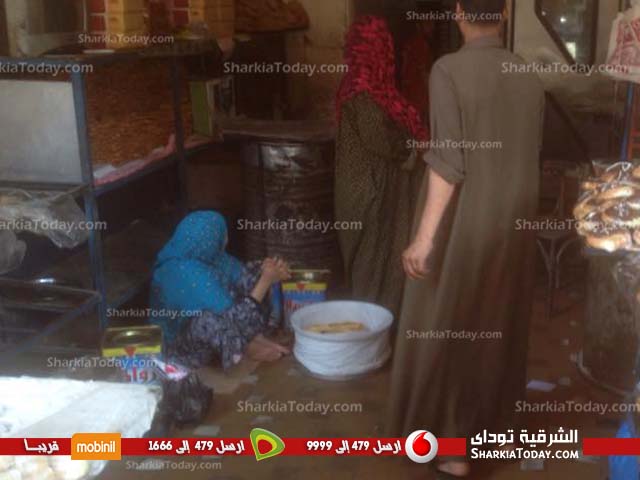 قوص وعروسة كحك العيد معتقدات للحفاظ علي حياة الأبناء بمركز كفر صقر 8 كعك العيد بكفر صقر (2)