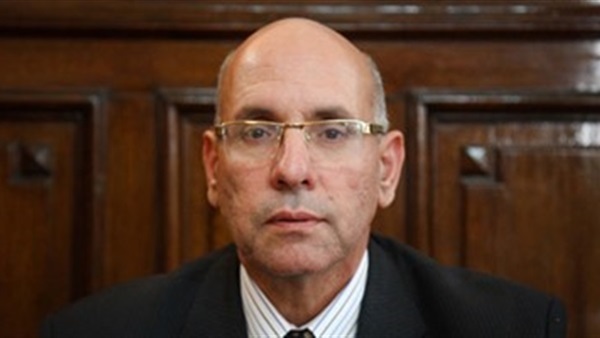 القبض على وزير الزراعة بعد خروجه من مجلس الوزراء 1 وزير الزراعة