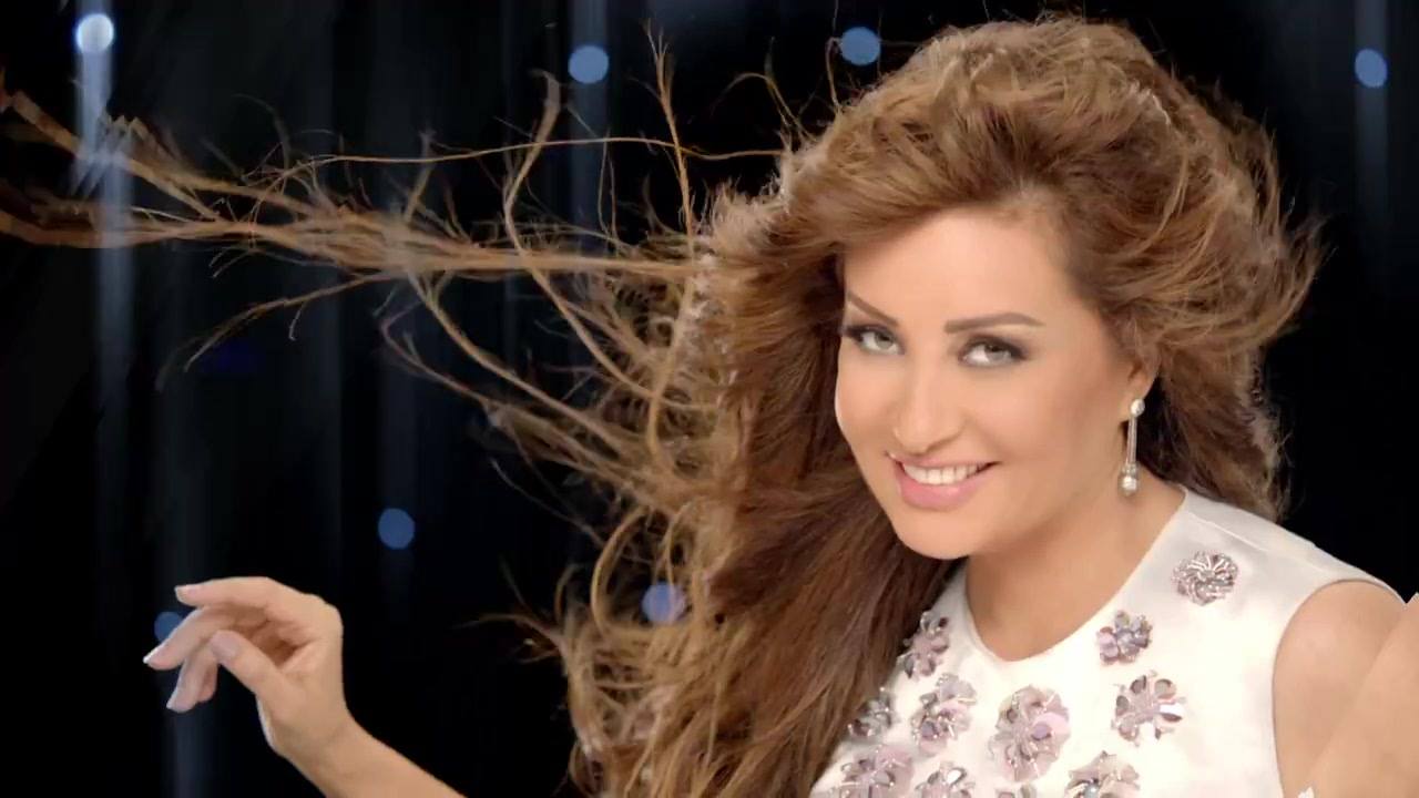 لطيفة ممنوعة من الغناء 1 لطيفة