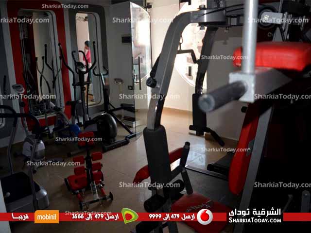 بالصور .. حقيقة افتتاح محافظ الشرقية لمركز تجميل بكفر صقر 7 صالة ألعاب رياضية
