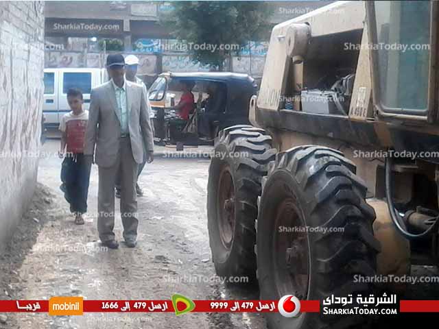 بالصور | رئيس مجلس مدينة ههيا يقود حملة نظافة موسعة بشوارع المدينة 1 22