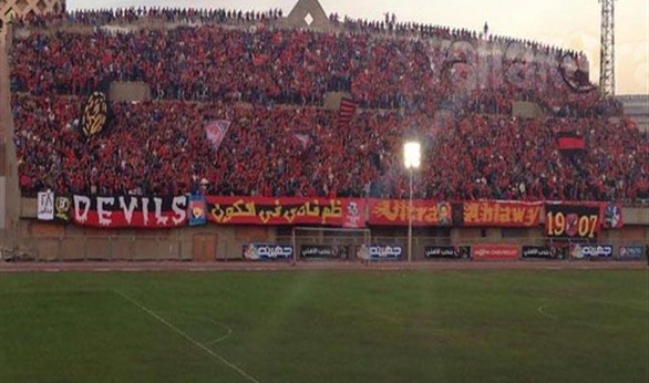 الأهلي يغلق مدرجات التتش ويبدأ عمليات الترميم 1 488
