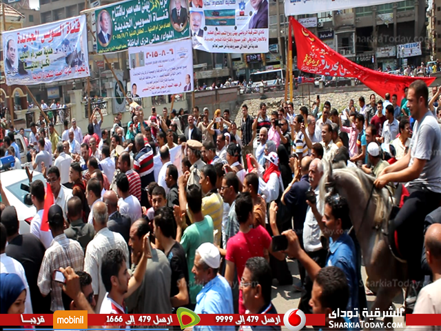 بالصور .. الآلاف من مواطنى الشرقية يشاركون مسيرة المحافظ للإحتفال بقناة السويس 2 احتفالات 16
