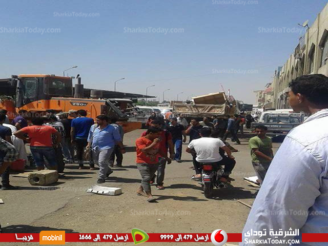 بالصور .. حملة لرفع الإشغالات بمدينة العاشر من رمضان 2 العاشر 2