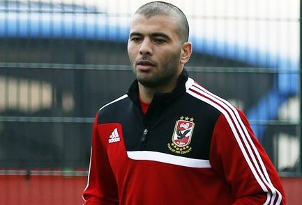 عماد متعب يقود هجوم الأهلي أمام الزمالك.40700