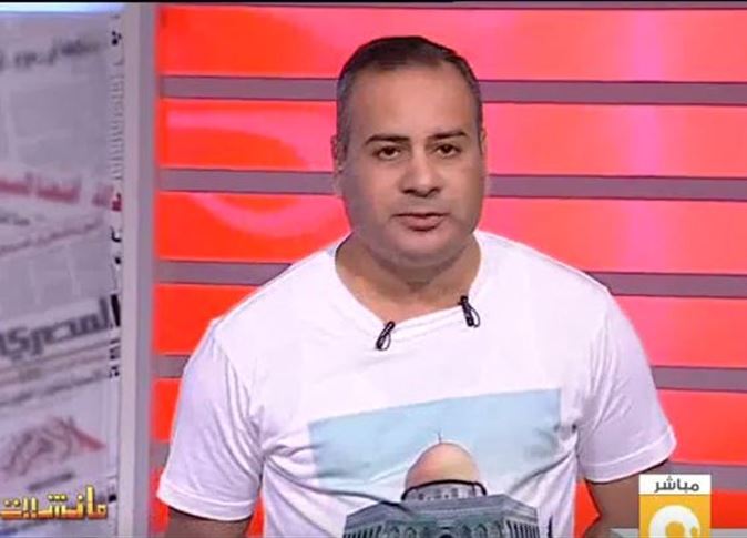 جابر القرموطى يرتدى "تي شيرت " مطبوعاً عليه المسجد الأقصى تضامناً مع الفلسطينيين 1 القرموكي