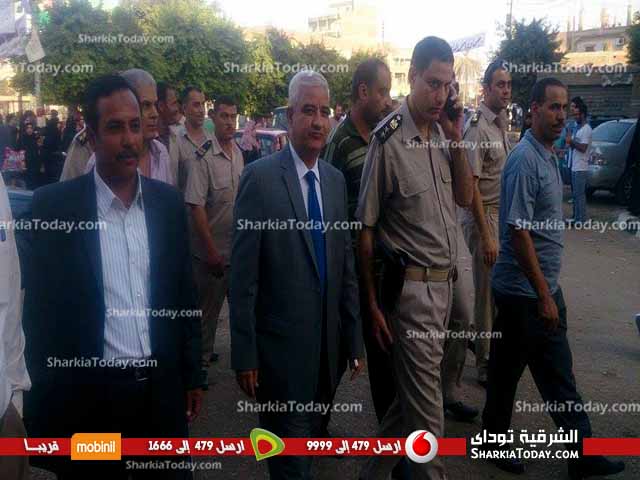 بالصور... آلاف من المواطنين يؤدون صلاة العيد بالساحة الشعبية بديرب نجم 2 ةنومك