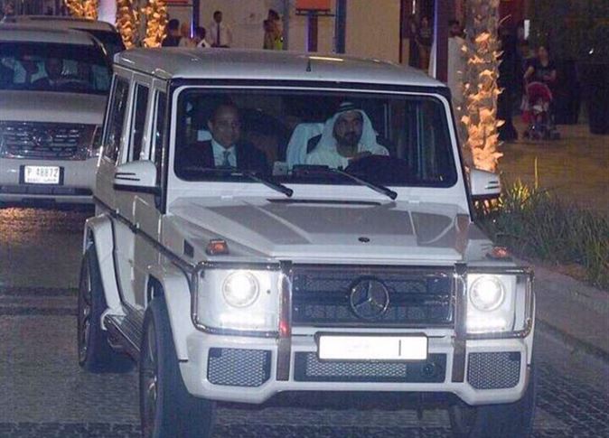 بالفيديو.. جولة السيسي ومحمد بن راشد بالسيارة في شوارع دبي 2 379992_0