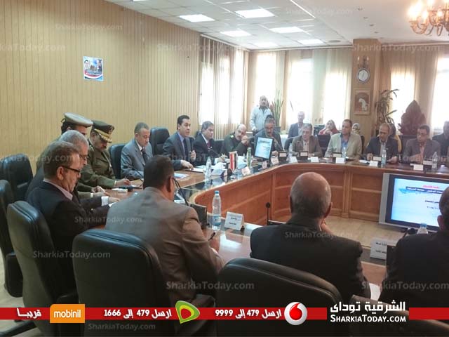 محافظ الشرقية يعقد الاجتماع التنفيذي بديوان عام المحافظة اليوم (1)