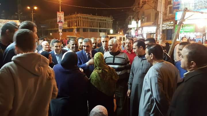 مسيرة حاشدة للمرشح المحاسب "مجدى عاشور" بشارع فاروق بالزقازيق 2 12189002_10153055786982583_5443307386980552154_n