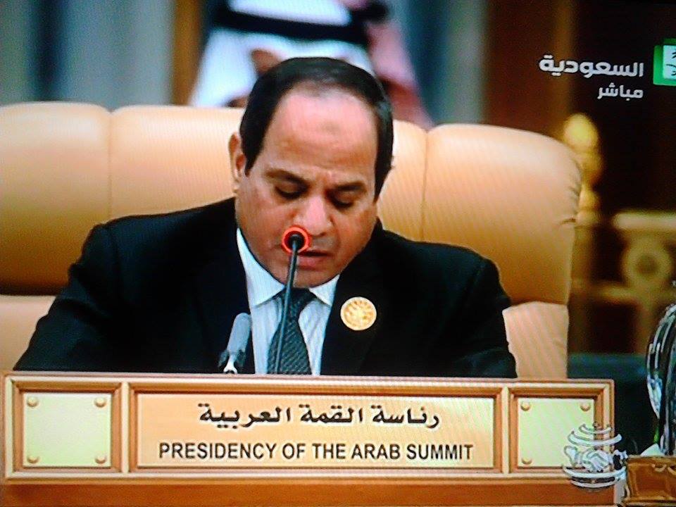 السيسى: دول المنطقة تجابه خطر التفكك وجماعات التطرف تسعى لتغيير هويتنا 1 12231205_989614804445669_1542464222_n