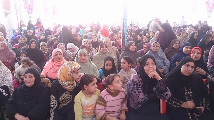 بالصور..مؤتمر نسائى حاشد للمرشحة البرلمانية "سحر عثمان" بمشتول السوق 3 12239633_1657607957851238_6050475193624849347_n