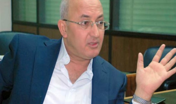 بالفيديو..«سيد علي» يوجه ألفاظا خارجة عن مخابرات دول تحاول إلصاق تهمة تفجيرات فرنسا بشاب مصري 1 679