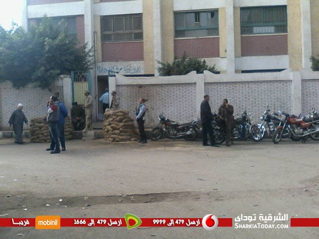 ضعف الإقبال على الانتخاب بمدرستي الزقازيق الثانوية الصناعية ومجمع الصيادين 2