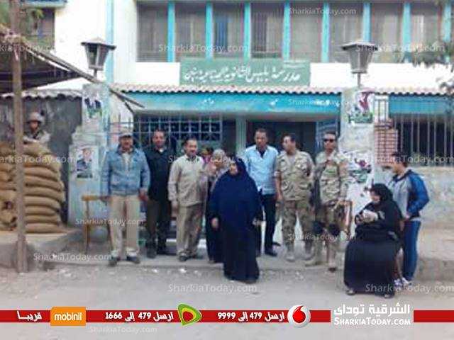 بالصور..اقبال الناخبين بين ضغيف و متوسط علي لجان الإعادة ببلبيس 2 12278185_1488604138113140_1139865701_n