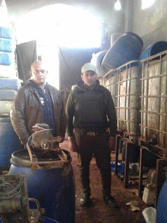 بالصور .. ضبط 38 طن أسمدة ومبيدات زراعية بدون ترخيص بمشتول السوق 4 12360405_645748958896202_155660288256339524_n (1)