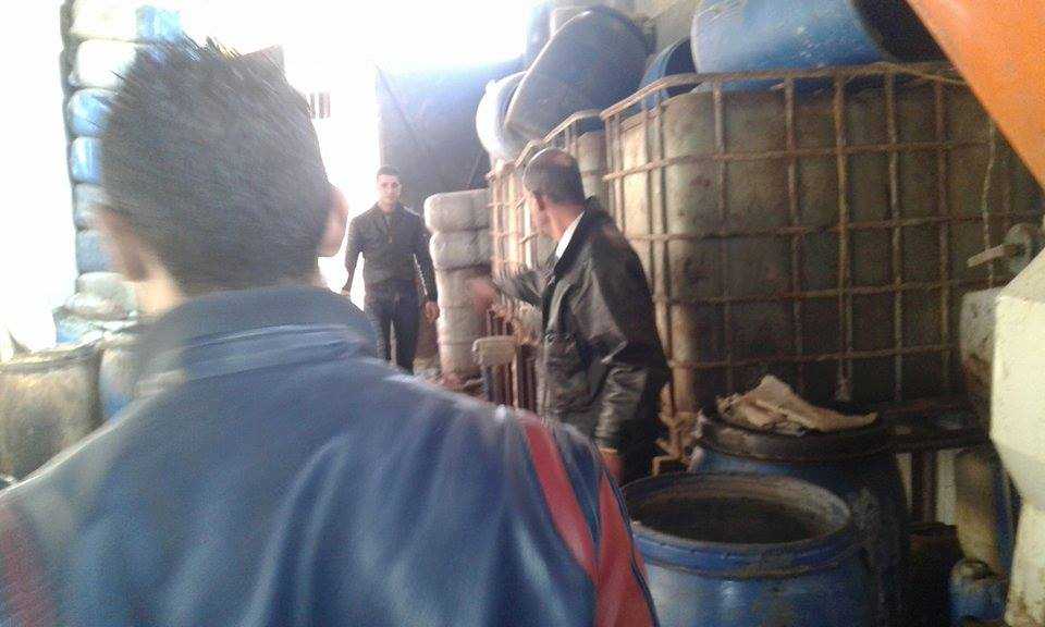 بالصور .. ضبط 38 طن أسمدة ومبيدات زراعية بدون ترخيص بمشتول السوق 5 12376177_645748882229543_5422605809849818407_n
