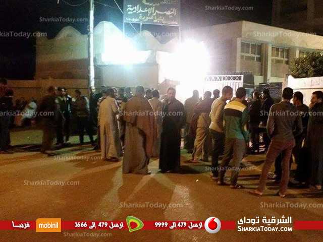 إزدحام ناخبين داخل اللجان فى دائرة ديرب نجم بعد الموعد المقرر 1