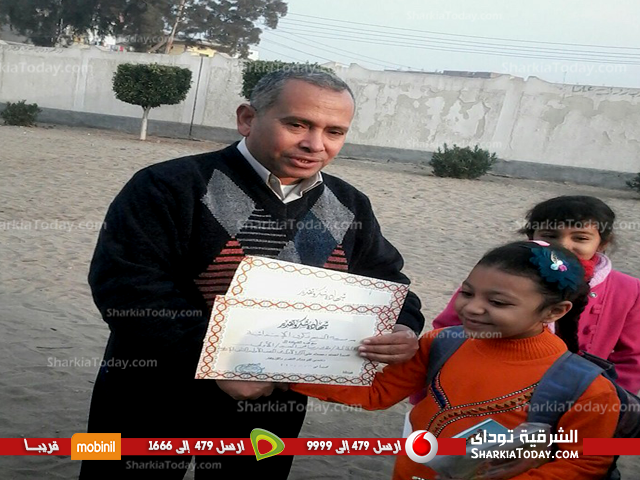 بالصور .. تكريم أوائل طلاب مدرسة الشيخ ذكري الإبتدائية بأبو حماد 3 تكريم 3