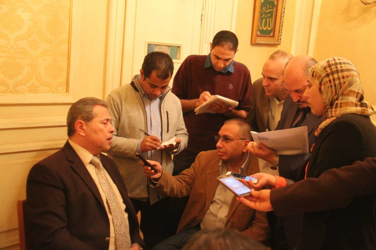 توفيق عكاشة: حرب شرسة لإفشال الاجتماع الأول للكتلة البرلمانية للنواب المستقلين 16 توفيق عكاشة في البرلمان 3
