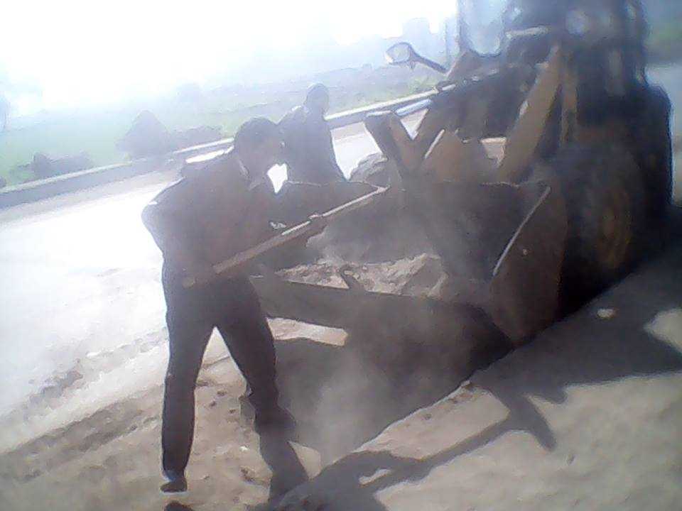 حملة نظافة بمدخل مدينة منيا القمح من ناحية الزقازيق (1)