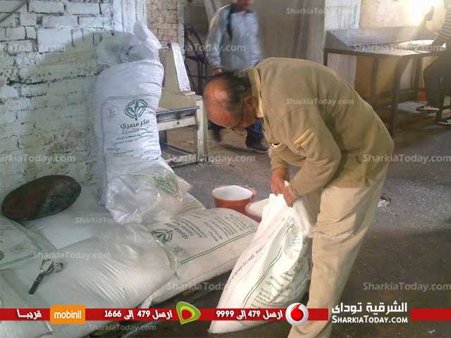 ضبط مصنع لحوم و أسماك وحلويات لإنتاج منتجات غير صالحة بالعاشر 5 ضبط مصنع لحوم و أسماك وحلويات لإنتاج مُونتجات غير صالحة بالعاشر 2