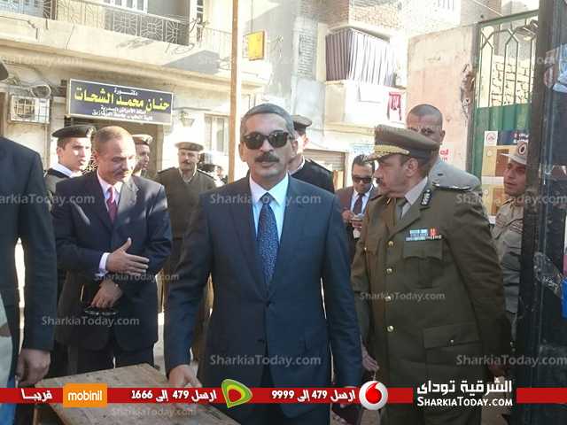 مساعد وزير الداخلية يتفقد بعض اللجان الانتخابية بالزقازيق 1 مساعد وزير الداخلية يتفقد بعض اللجان الانتخابية بمدينة الزقازيق. (2)