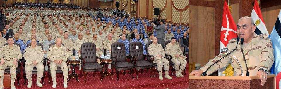 وزير الدفاع يلتقي مقاتلي القوات البحرية والمنطقة الشمالية العسكرية 1 وزير الدفاع يلتقي مقاتلي القوات البحرية والمنطقة الشمالية العسكرية (2)