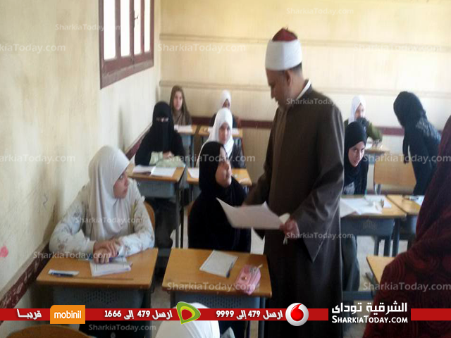 بالصور.. رئيس المنطقة الأزهرية بالشرقية يتفقد لجان الإمتحانات 1 رئيس المنطقة الأزهرية